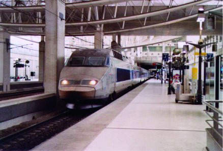 Aéroport Charles de Gaulle 2 TGV station - Wikipedia