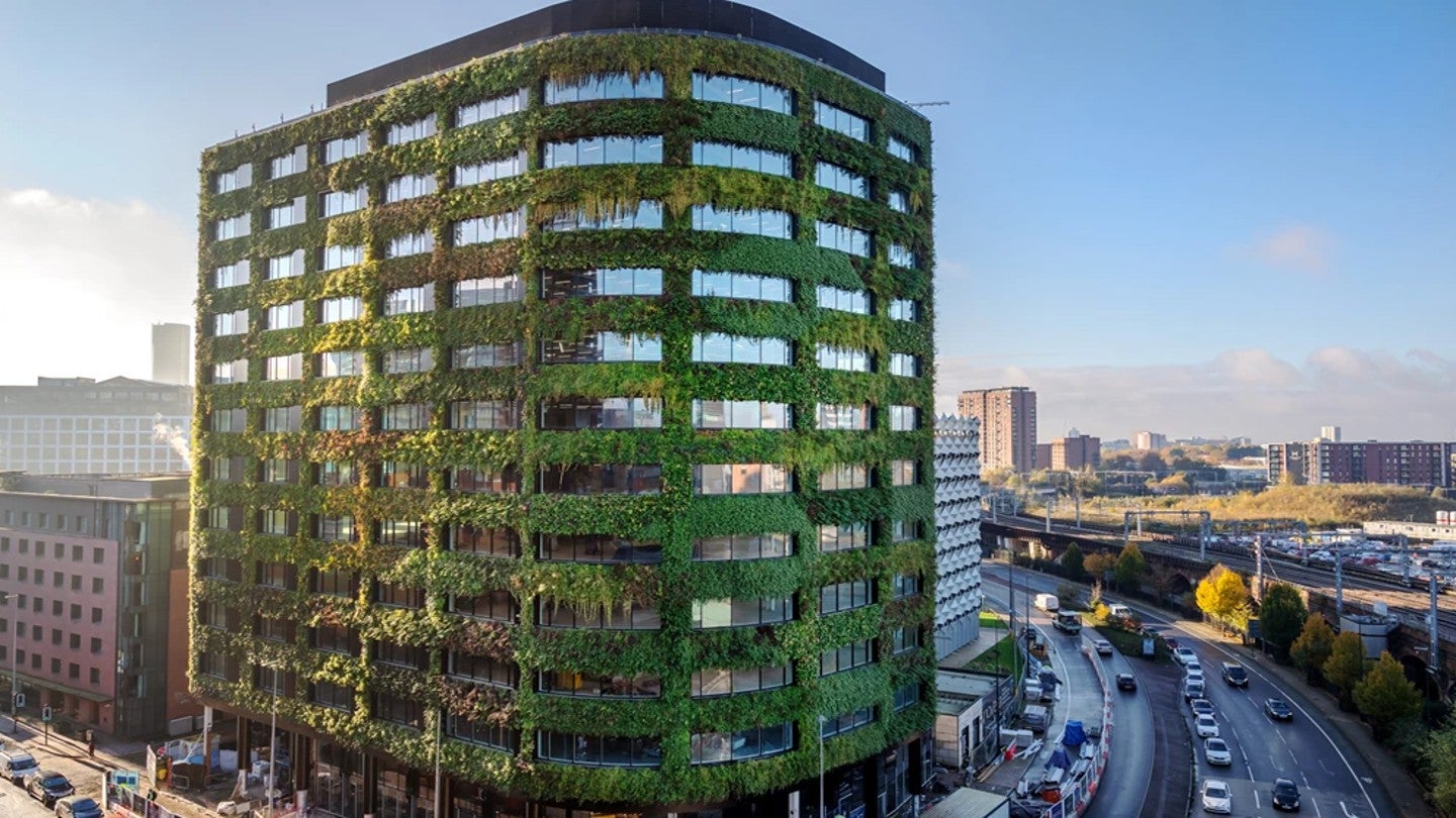 ECF expands with additional capital injection to £400m