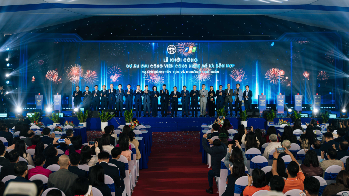 Hanoi breaks ground on digital technology park with project investor FPT