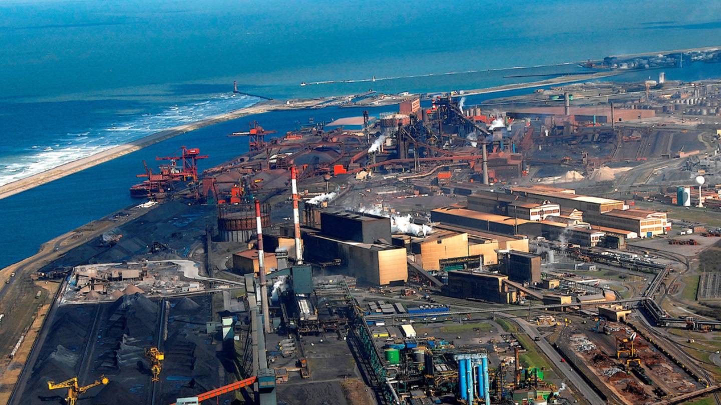 ArcelorMittal to invest $1.5bn to build electric arc furnace in France