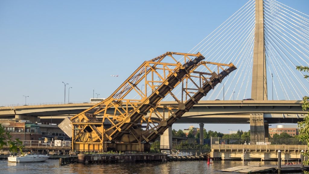Skanska lands $1bn North Station Draw One Bridge replacement deal
