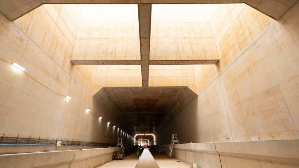 HS2 completes first cut and cover ‘green’ tunnel at Copthall