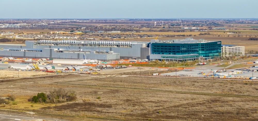 Korean semiconductor projects dominate industrial construction