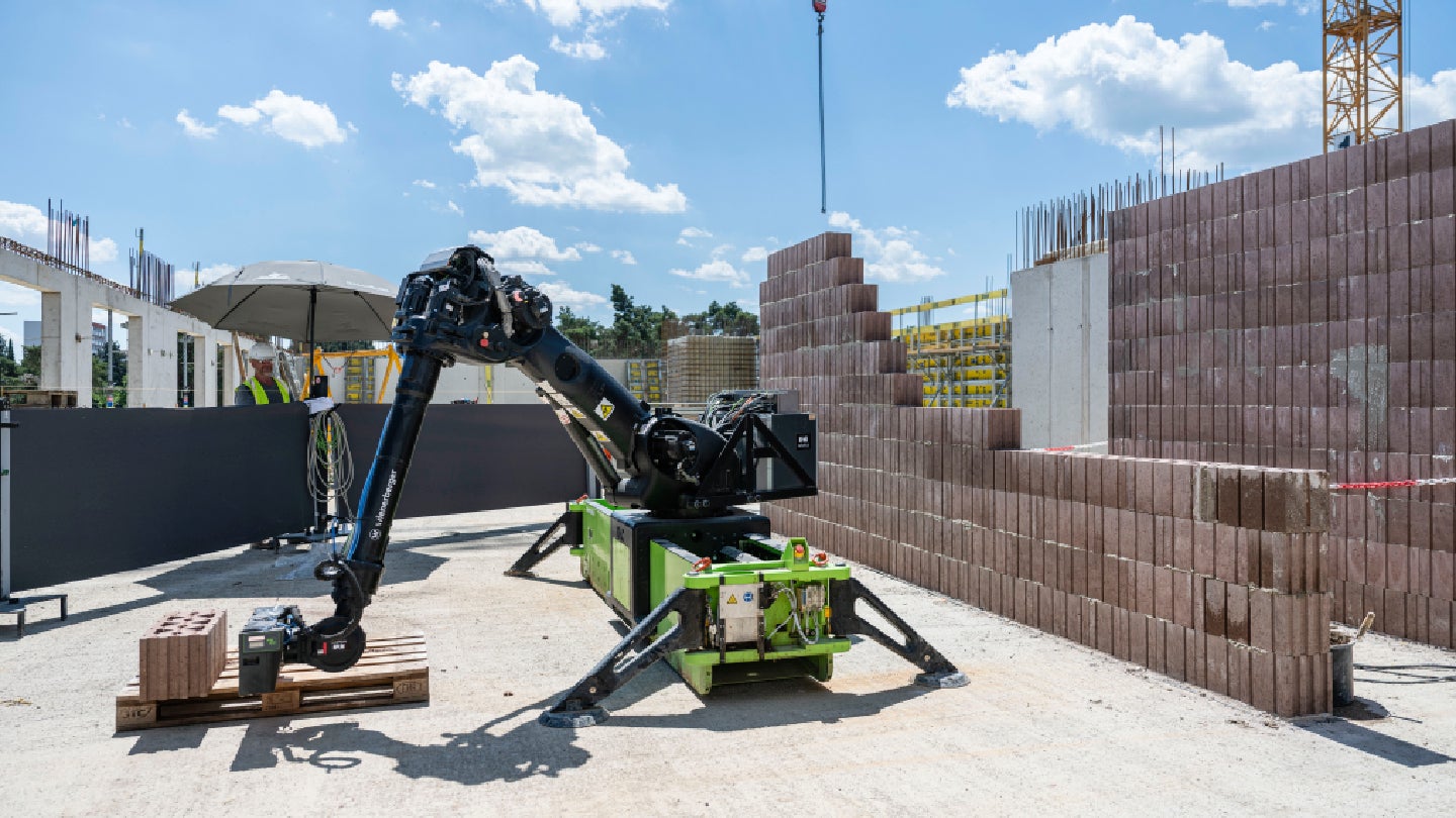 PORR Trials Advanced Bricklaying Robot in Czech Republic Project