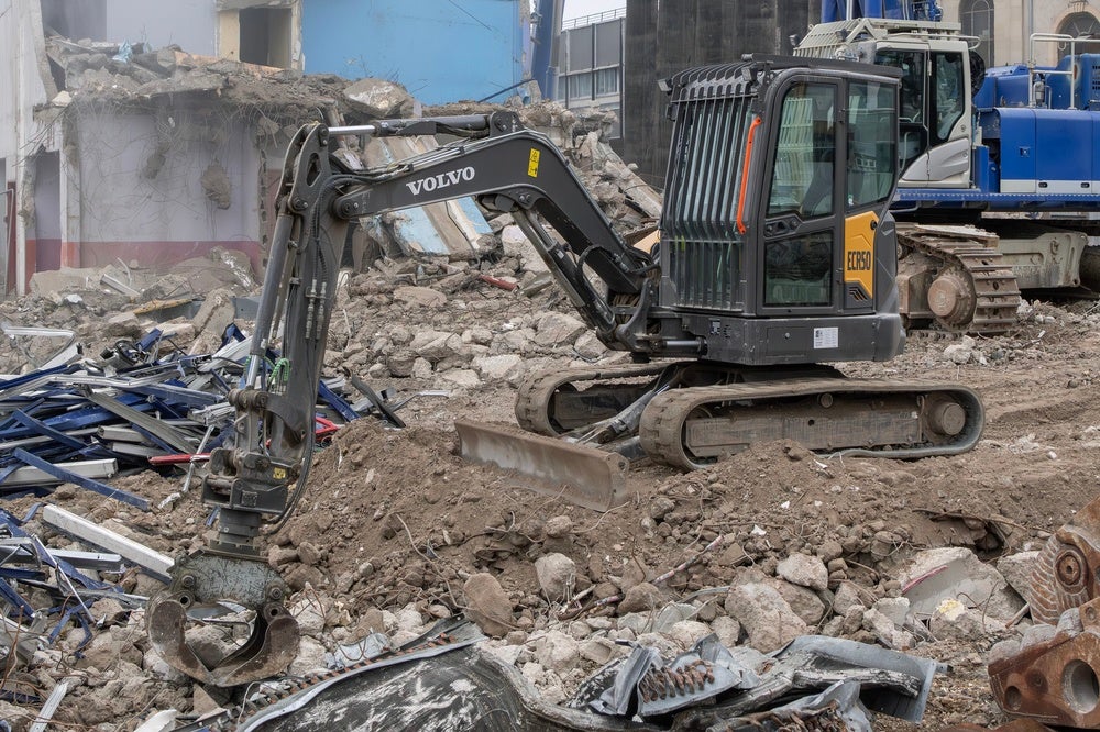 French construction industry faces headwinds from economic uncertainty